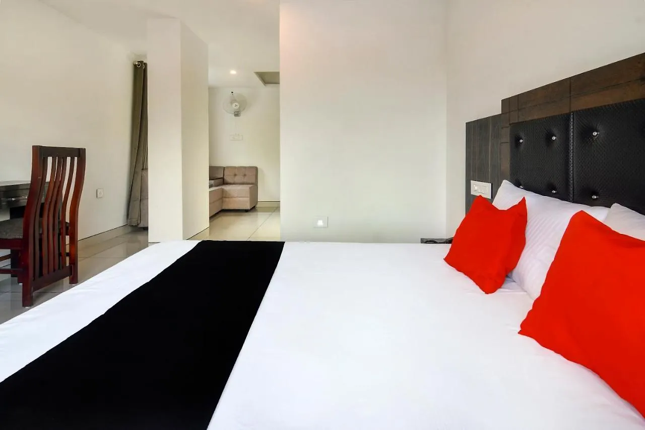 Capital O75381 Vinayaka Regency Hotel Thiruvananthapuram
