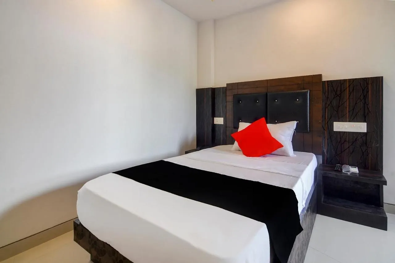 Capital O75381 Vinayaka Regency Hotel Thiruvananthapuram